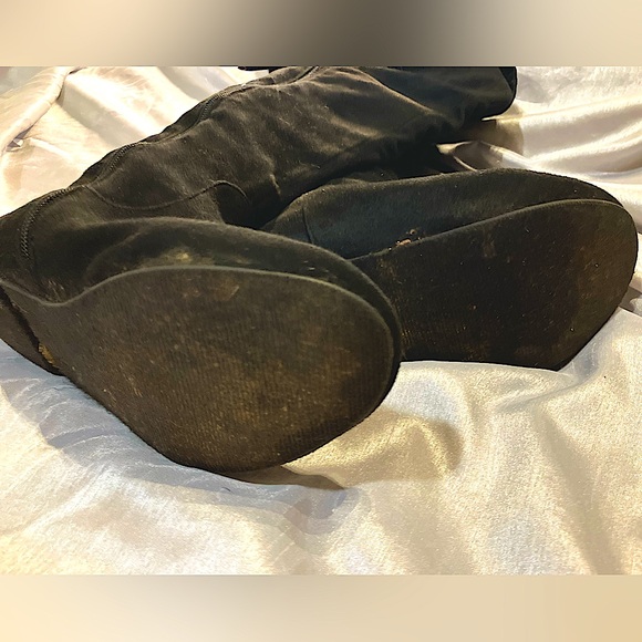 Knock-out Over Knee soft black suede zipup flats by Top Moda size7. Gently used. - Picture 12 of 15